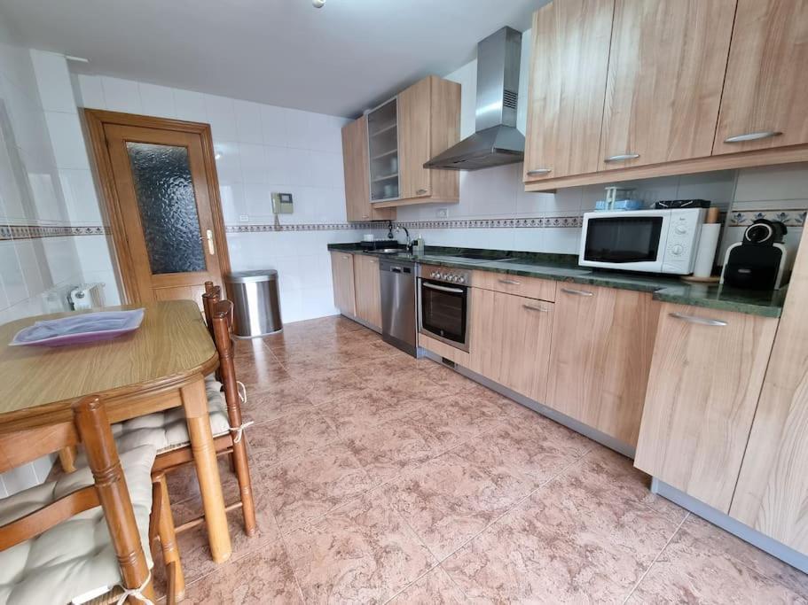 아레나스데카브랄레스 24A01 Apartamento Cabrales 아파트 외부 사진