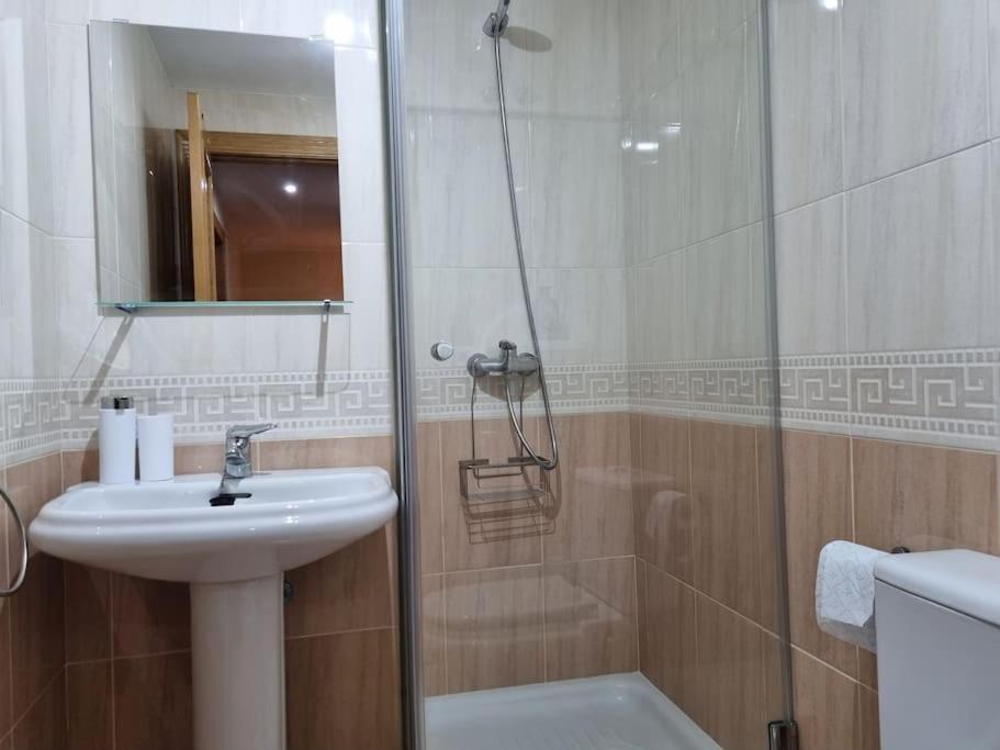 아레나스데카브랄레스 24A01 Apartamento Cabrales 아파트 외부 사진